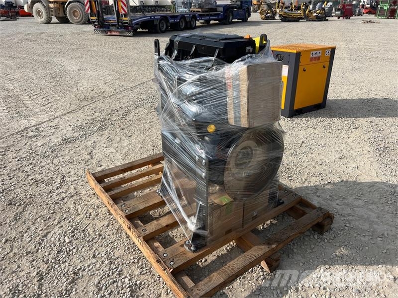 Yanmar 4TN 107FHT 65 MU1 Engine Двигатели