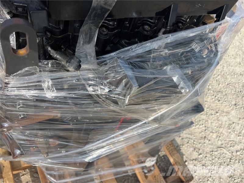Yanmar 4TN 107FHT 65 MU1 Engine Двигатели