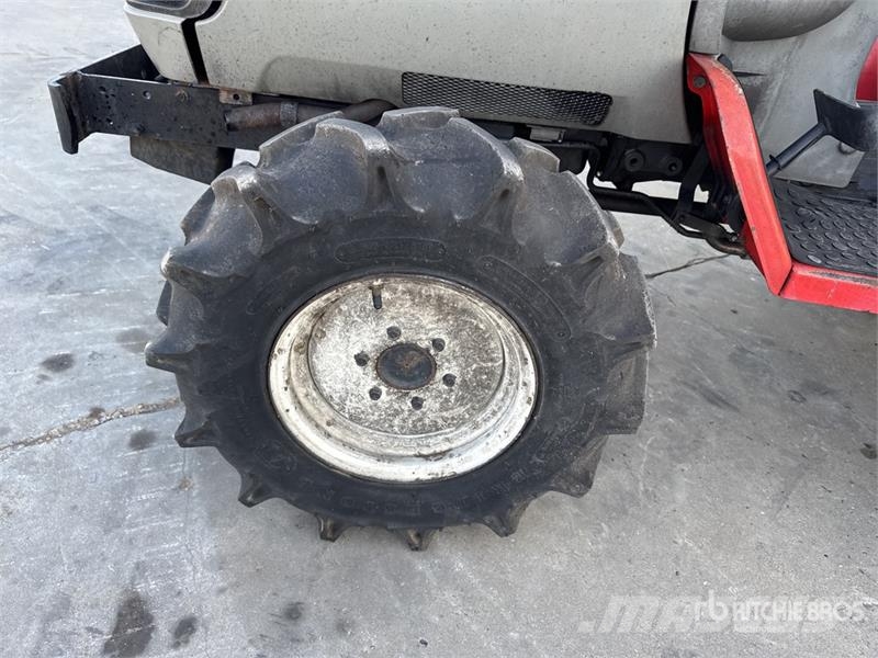 Yanmar AF16 4WD Tracteur Utilitaire Utility Tractor جرارات مدمجة