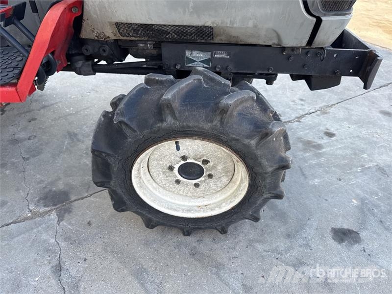 Yanmar AF16 4WD Tracteur Utilitaire Utility Tractor جرارات مدمجة