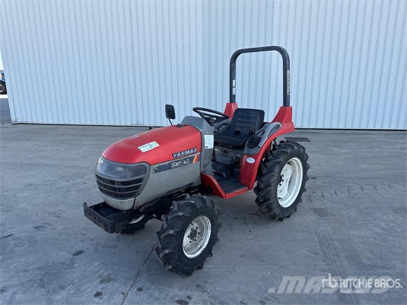 Yanmar AF16 4WD Tracteur Utilitaire Utility Tractor جرارات مدمجة