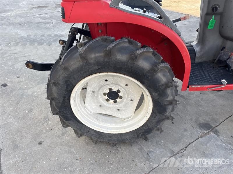 Yanmar AF16 4WD Tracteur Utilitaire Utility Tractor جرارات مدمجة