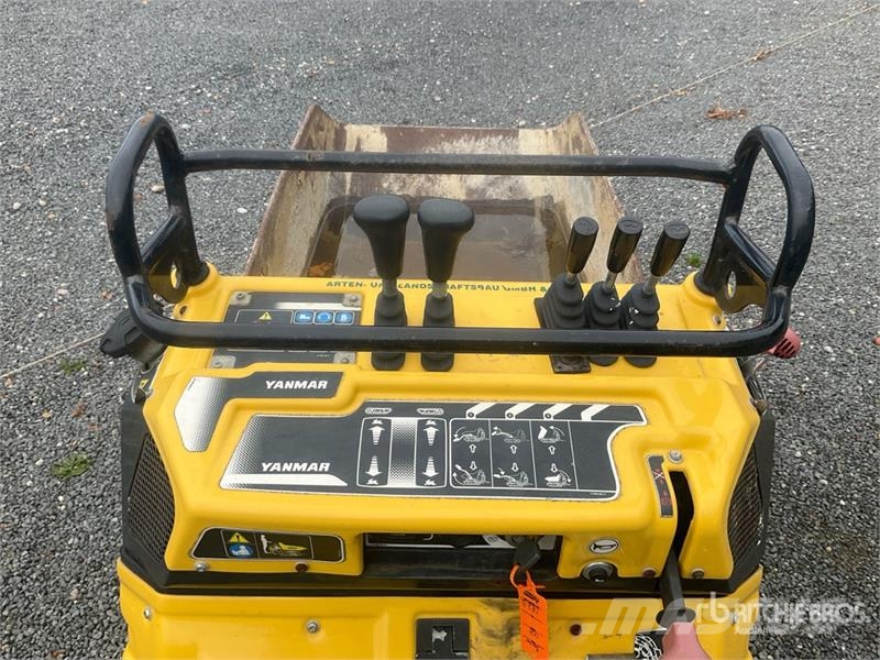 Yanmar C08 Stand-On Self-Loading Mini Tracked Dumper (Ino Mini tombereau