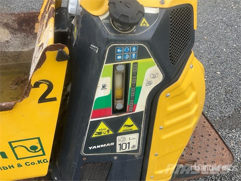 Yanmar C08 Stand-On Self-Loading Mini Tracked Dumper (Ino Mini tombereau