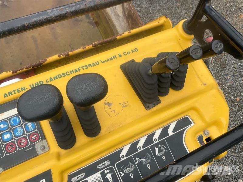 Yanmar C08 Stand-On Self-Loading Mini Tracked Dumper (Ino Mini tombereau