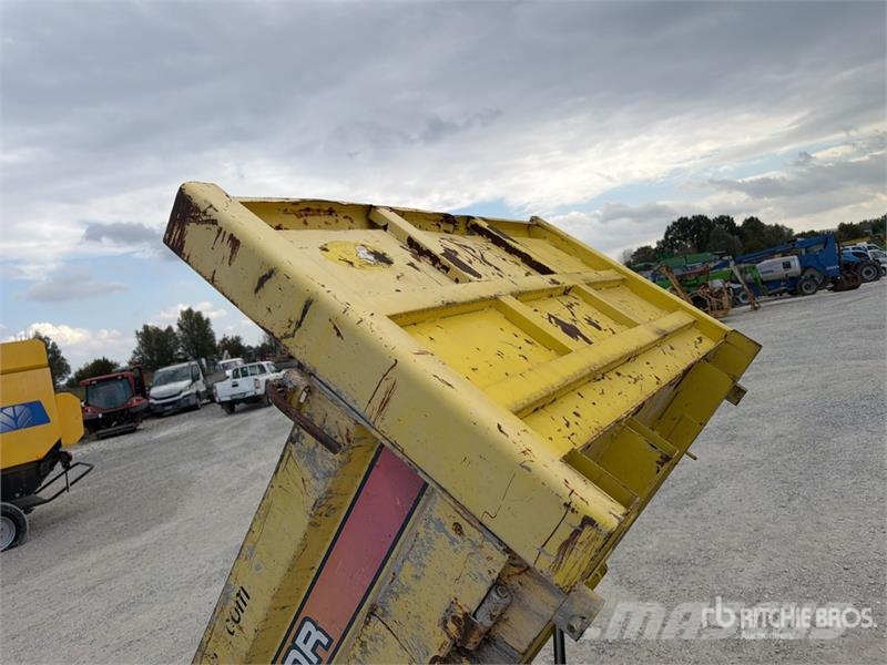 Yanmar C30R 2 Crawler Dumper Belden kirma kamyonlar