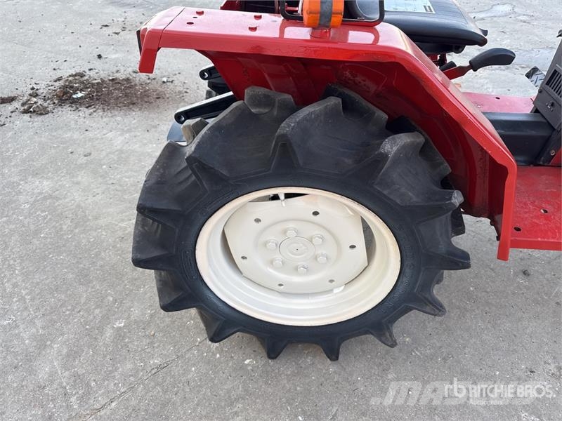 Yanmar F15 Traktörler