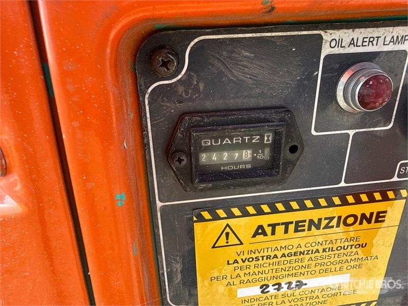 Yanmar Light Boy LB446H-1 1.7 kW Light Tower Aydinlatma kuleleri