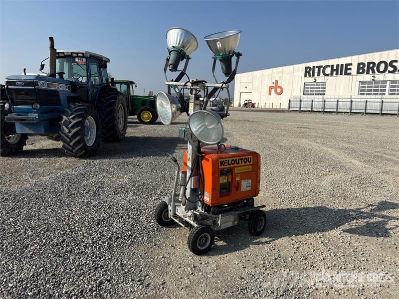 Yanmar Light Boy LB446H-1 1.7 kW Light Tower Aydinlatma kuleleri