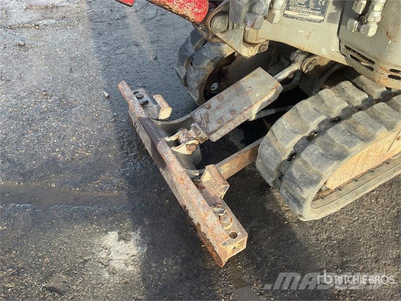 Yanmar SV08-1 حفارات صغيرة أقل من 7 طن (حفارات صغيرة)