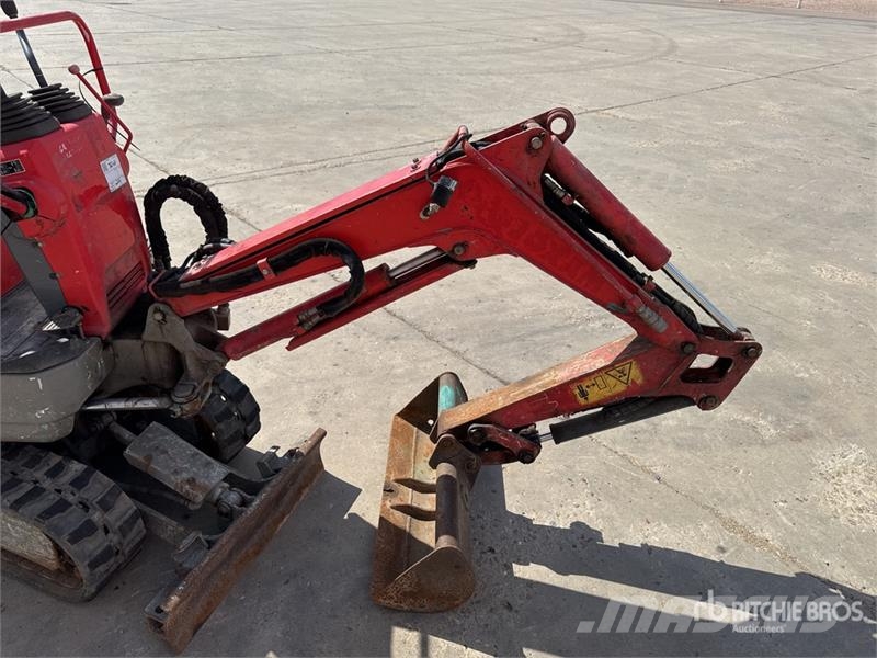 Yanmar SV08-1AS Mini-Pelle Mini Excavator (Inoperable) حفارات صغيرة أقل من 7 طن (حفارات صغيرة)