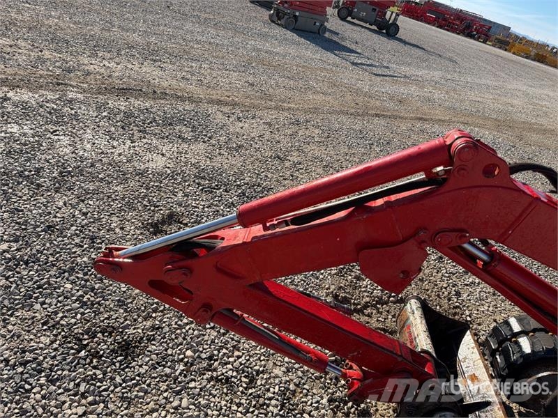 Yanmar SV15 Mini Excavator (Inoperable) 小型挖掘机