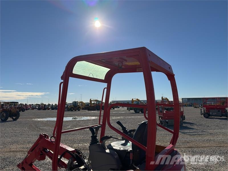 Yanmar SV15 Mini Excavator (Inoperable) 小型挖掘机
