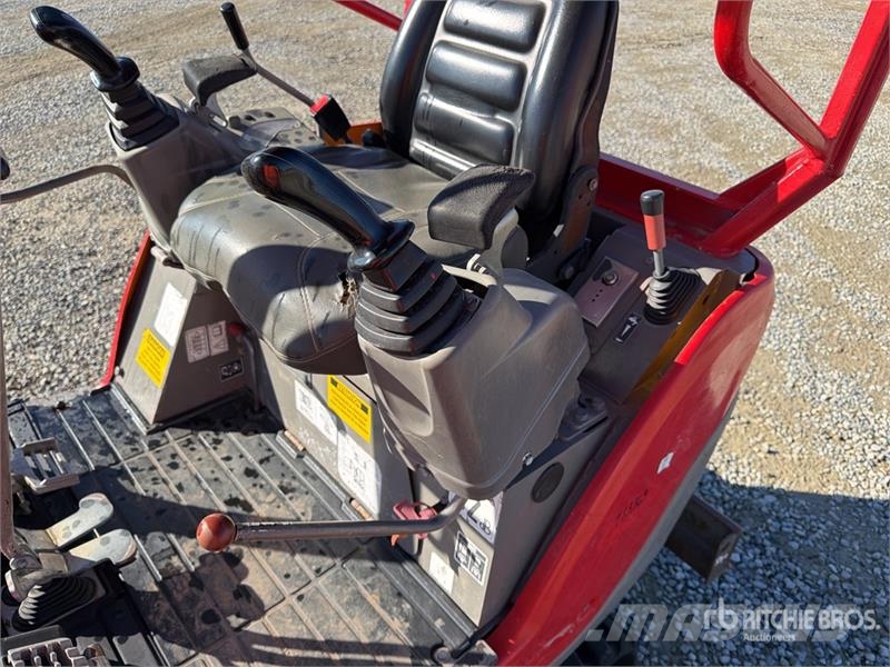 Yanmar SV15 Mini Excavator (Inoperable) 小型挖掘机