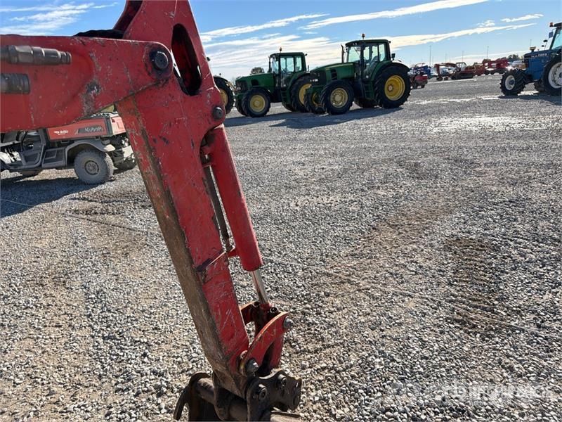 Yanmar SV16 小型挖掘机