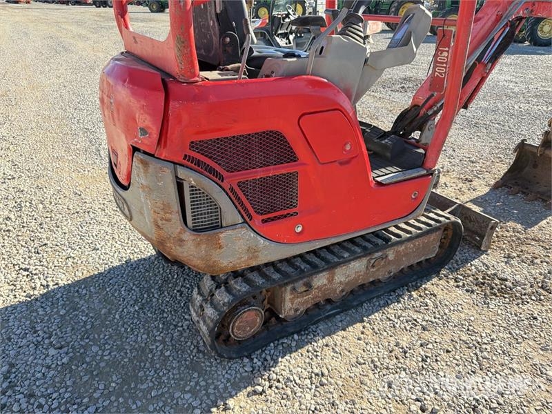 Yanmar SV16 小型挖掘机