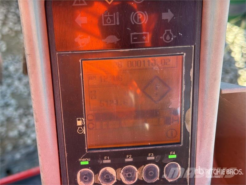 Yanmar SV16 小型挖掘机