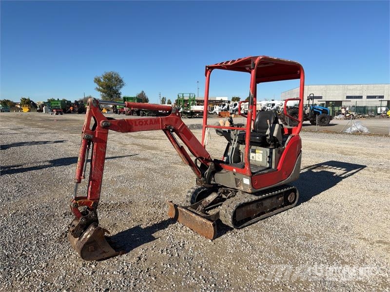 Yanmar SV16 小型挖掘机