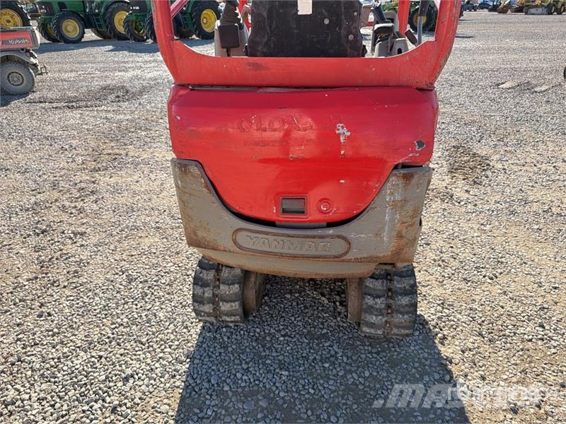 Yanmar SV16 小型挖掘机