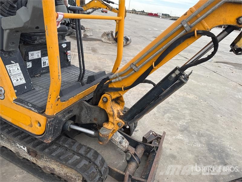Yanmar SV18 小型挖土機/掘鑿機<7t(小型挖掘機)