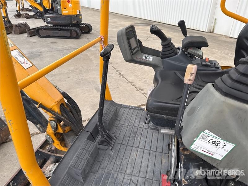 Yanmar SV18 小型挖土機/掘鑿機<7t(小型挖掘機)