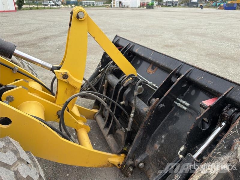 Yanmar V80 Chargeuse Sur Pneus Wheel Loader Kolesové nakladače