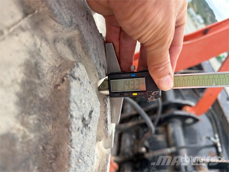 Yanmar V80 Chargeuse Sur Pneus Wheel Loader Kolesové nakladače
