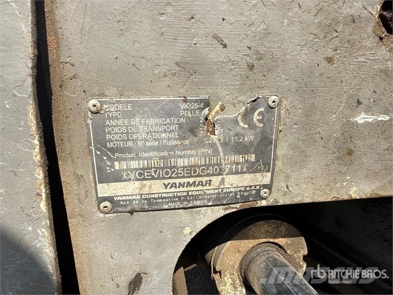 Yanmar VIO25CPY Mini Excavator حفارات صغيرة أقل من 7 طن (حفارات صغيرة)