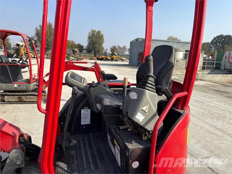 Yanmar ViO26 Mini Excavator (Inoperable) Mini ekskavatori < 7 t
