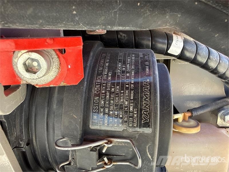 Yanmar ViO33UCR Mini Excavator حفارات صغيرة أقل من 7 طن (حفارات صغيرة)