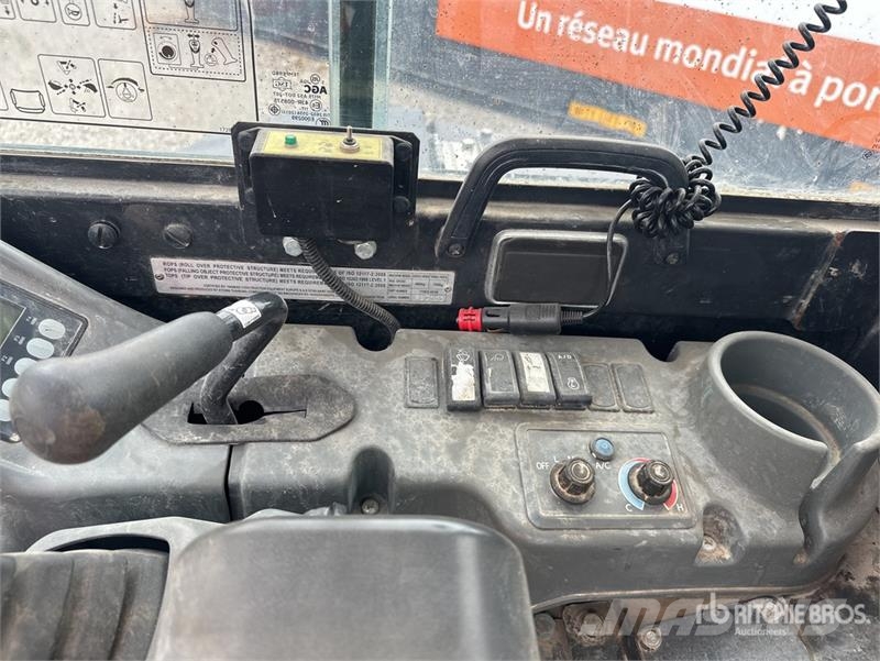 Yanmar ViO50-6A Mini pelle < 7t