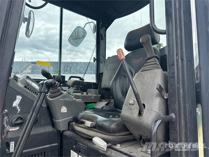 Yanmar ViO50-6A Mini pelle < 7t