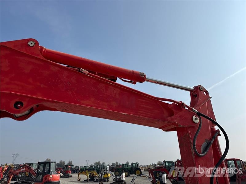 Yanmar ViO80-U Tracked Excavator Paletli ekskavatörler