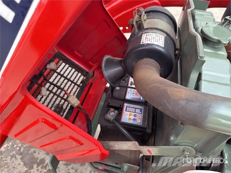 Yanmar YM1820D 4WD Tracteur Utilitaire Utility Tractor Kompakte traktorer