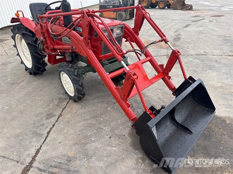 Yanmar YM1820D 4WD Tracteur Utilitaire Utility Tractor Kompakte traktorer