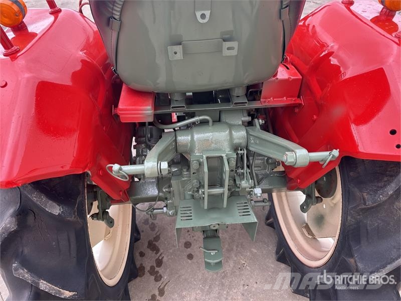 Yanmar YM1820D 4WD Tracteur Utilitaire Utility Tractor Kompakte traktorer