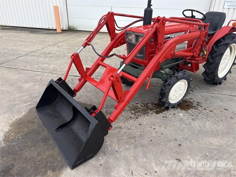 Yanmar YM1820D 4WD Tracteur Utilitaire Utility Tractor Kompakte traktorer