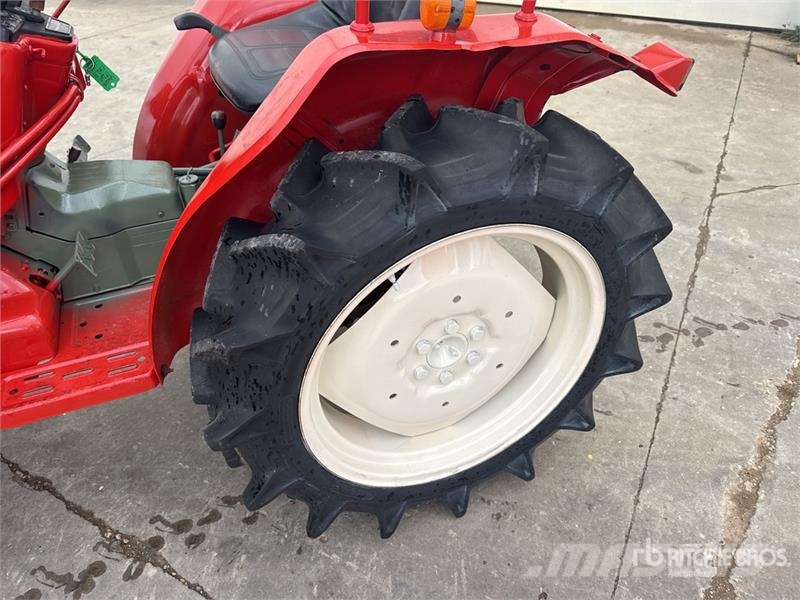 Yanmar YM1820D 4WD Tracteur Utilitaire Utility Tractor Kompakte traktorer