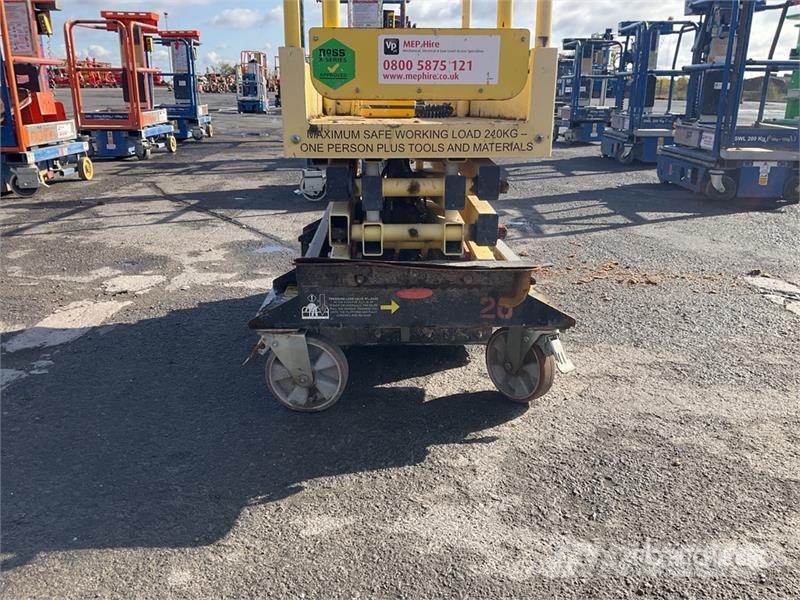 Youngman X3X Electric Scissor Lift (Inoperable) رافعات مقصية الشكل