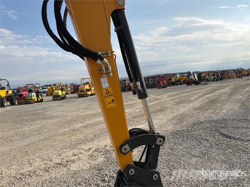 Yuchai U60 Mini Excavator (Unused) حفارات صغيرة أقل من 7 طن (حفارات صغيرة)