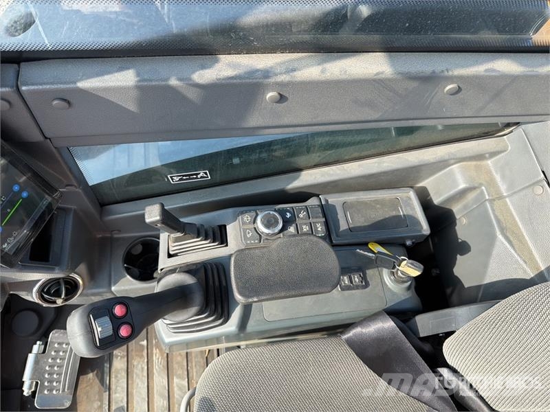 Yuchai U60 Mini Excavator (Unused) حفارات صغيرة أقل من 7 طن (حفارات صغيرة)