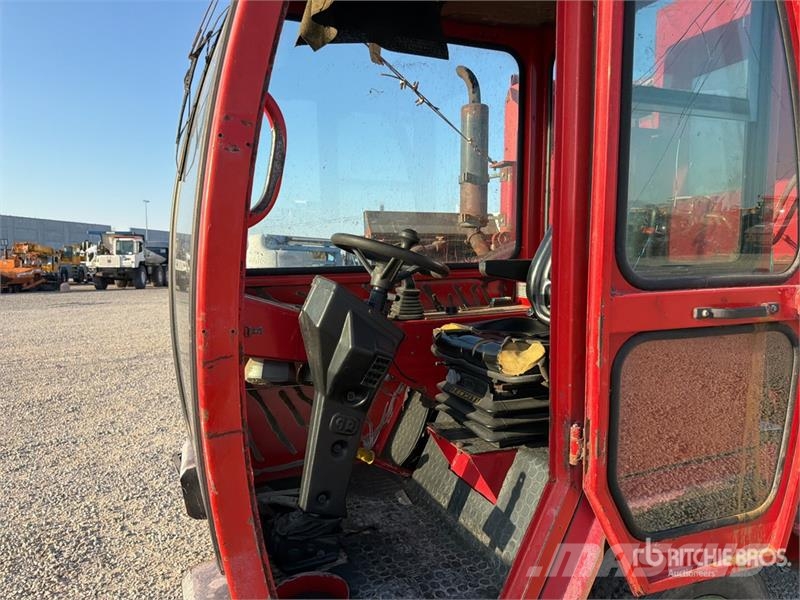 Zago KING 15 MD 4000 kg Feed Mixer Кормораздатчики