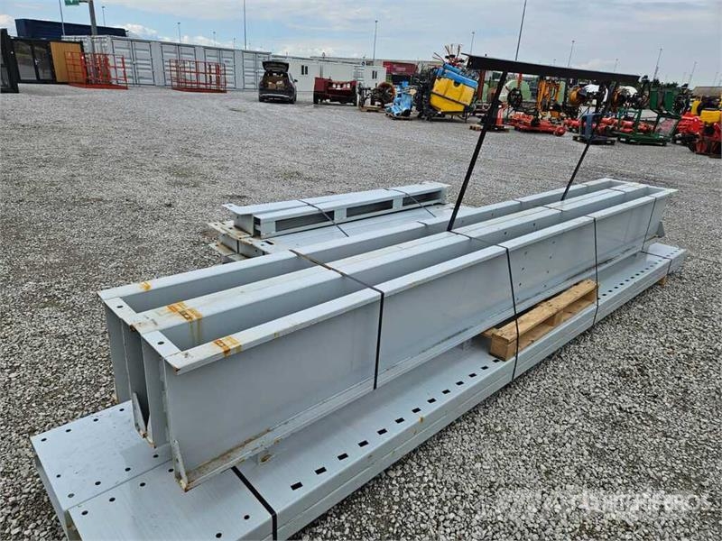 Zinc Heavy-Duty Pallet Scaffolding With Blue Beams Costruzioni - Altro