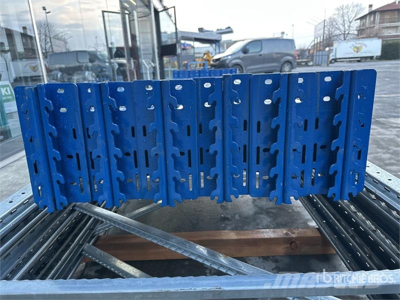  Zinc Heavy-Duty Pallet Scaffolding With Blue Beams Sonstige Baumaschinen
