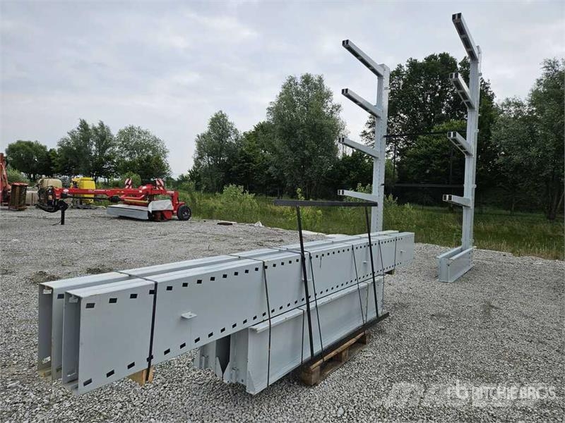 Zinc Heavy-Duty Pallet Scaffolding With Blue Beams Costruzioni - Altro