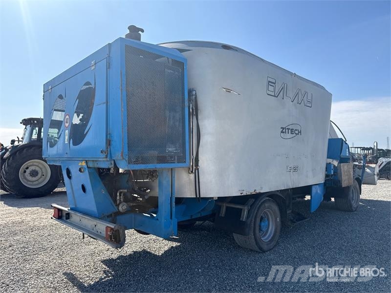 Zitech Galaxy V2-25 Feed Mixer Feed mixer