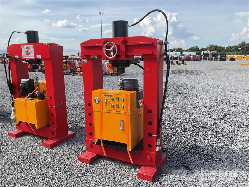 100 Ton Prensa Hidraulica (Sin Usar) / Hydraulic S Drugi deli