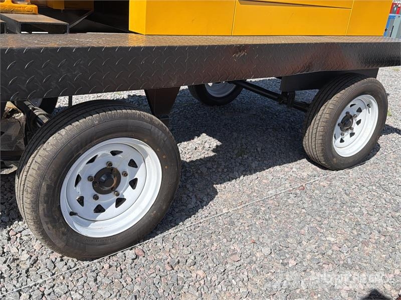 100HW 12" Mobile water pump with piping Trailer-Mo Vodní čerpadla