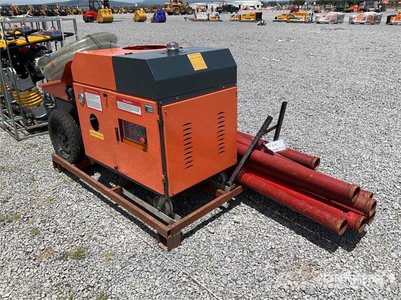  15 MCP Bomba de Concreto (Sin Usar) / Concrete Pum مضخات خرسانة
