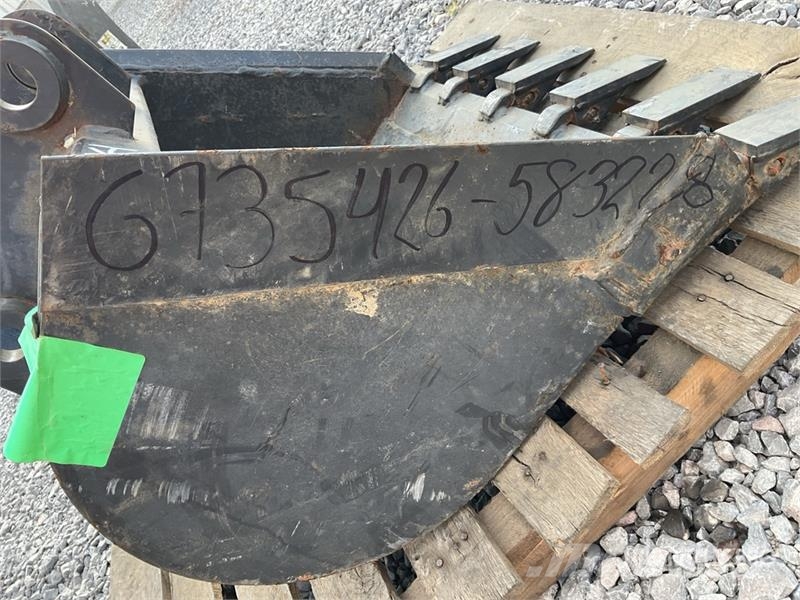  29 in Digging Cucharon / Excavator Bucket - Fits M Cucharones